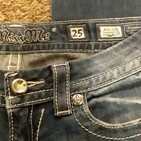 Miss Me Jeans - Picture 2 of 5